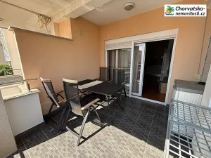 Prodej bytu 4+kk, Novalja, Chorvatsko, 69 m2