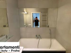 Pronájem bytu 3+kk, Praha - Holešovice, Dukelských hrdinů, 86 m2