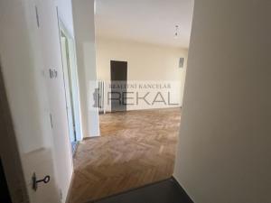 Pronájem bytu 3+1, Praha - Vinohrady, Londýnská, 108 m2