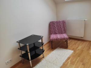 Pronájem bytu 1+kk, Praha - Nové Město, Tyršova, 24 m2