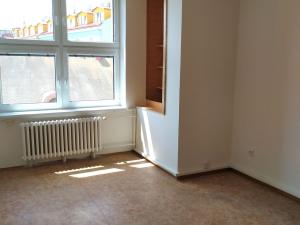 Pronájem kanceláře, Hradec Králové - Pražské Předměstí, Nerudova, 40 m2