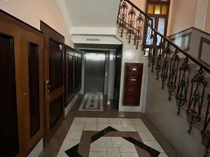 Pronájem kanceláře, Praha - Nové Město, 82 m2