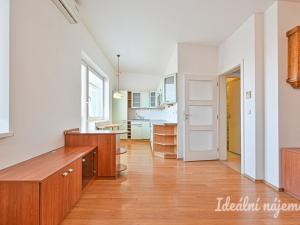 Pronájem bytu 3+kk, Brno, V Újezdech, 65 m2