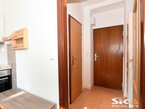 Pronájem bytu 1+1, Louny, Jana Švermy, 28 m2