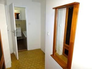 Pronájem bytu 1+1, Praha - Vršovice, 28. pluku, 42 m2