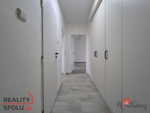 Pronájem bytu 2+1, Ostrava - Poruba, Španielova, 53 m2