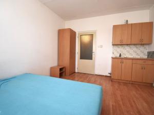 Pronájem ubytování, Plzeň, Strážnická, 180 m2