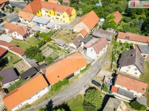 Prodej rodinného domu, Bechlín, 1027 m2