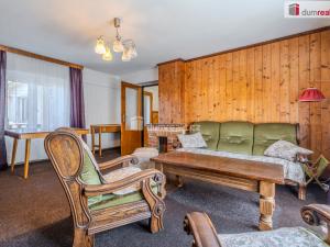 Prodej rodinného domu, Bechlín, 1027 m2