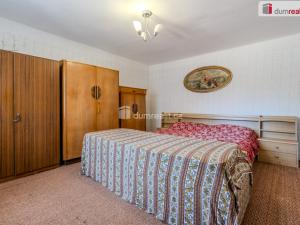 Prodej rodinného domu, Bechlín, 1027 m2