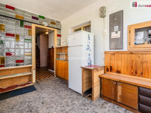 Prodej rodinného domu, Bechlín, 1027 m2