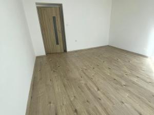 Pronájem bytu 3+1, Praha - Satalice, U obory, 74 m2