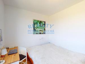 Prodej bytu 2+kk, Praha - Kyje, Farkašova, 40 m2