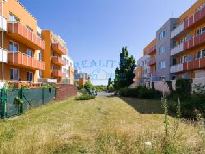 Prodej bytu 2+kk, Praha - Kyje, Farkašova, 40 m2