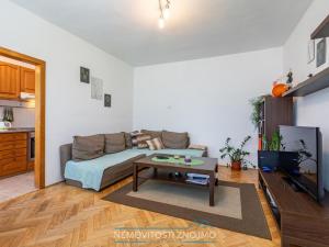Prodej bytu 3+1, Starý Petřín, 66 m2