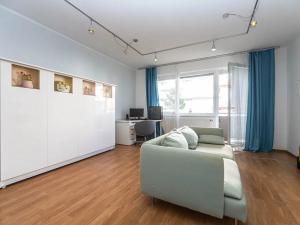 Prodej bytu 1+kk, Praha - Horní Měcholupy, Modenská, 39 m2