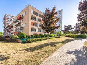 Prodej bytu 1+kk, Praha - Horní Měcholupy, Modenská, 39 m2