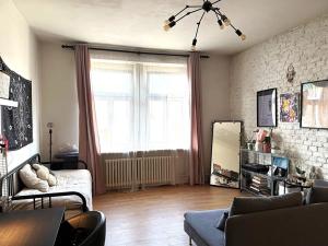 Pronájem bytu 1+kk, Praha - Vršovice, Krymská, 32 m2