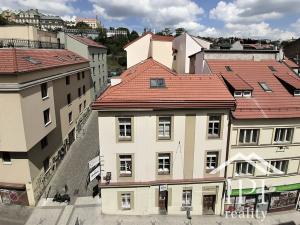 Pronájem bytu 1+kk, Praha - Vršovice, Krymská, 32 m2