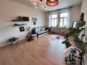 Pronájem bytu 1+kk, Praha - Vršovice, Krymská, 32 m2