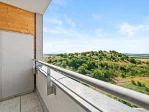 Pronájem bytu 1+kk, Praha - Horní Měcholupy, Mantovská, 40 m2