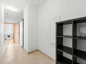 Pronájem bytu 1+kk, Praha - Horní Měcholupy, Mantovská, 40 m2