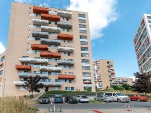 Pronájem bytu 1+kk, Praha - Horní Měcholupy, Mantovská, 40 m2