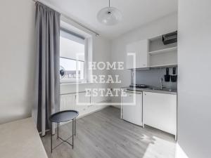 Pronájem bytu 1+kk, Praha - Prosek, Prosecká, 15 m2