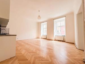 Pronájem bytu 3+kk, Praha - Malá Strana, Tržiště, 91 m2