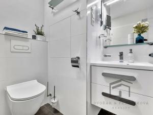Prodej bytu 2+kk, Praha - Krč, Za dvorem, 45 m2