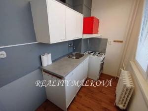Pronájem bytu 2+kk, Pardubice, Družby, 47 m2