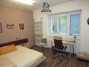 Pronájem bytu 2+kk, Praha - Břevnov, Junácká, 58 m2