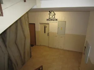 Pronájem bytu 2+kk, Praha - Břevnov, Junácká, 58 m2
