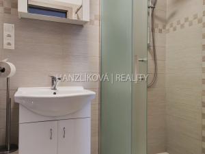 Pronájem bytu 2+1, Třeboň - Třeboň II, Táboritská, 62 m2