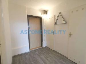 Pronájem bytu 2+kk, Praha - Řepy, Makovského, 40 m2