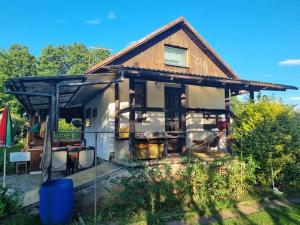 Prodej chaty, Hradec Králové - Plácky, Zahrádkářská osada U Labe, 21 m2