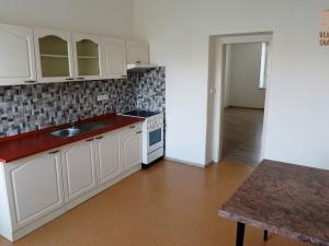 Pronájem bytu 2+1, Poděbrady, Dr. Beneše, 70 m2