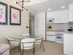 Prodej bytu 3+kk, Torrevieja, Španělsko, 62 m2