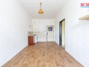 Prodej rodinného domu, Telč - Telč-Vnitřní Město, náměstí Zachariáše z Hradce, 300 m2