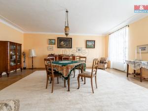 Prodej rodinného domu, Telč - Telč-Vnitřní Město, náměstí Zachariáše z Hradce, 300 m2