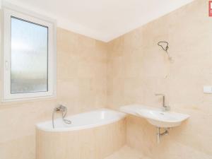 Prodej rodinného domu, Držovice, Jaroslava Ježka, 173 m2