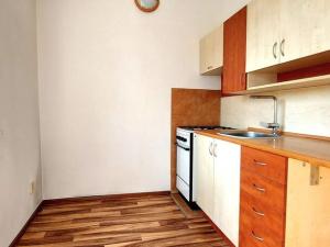 Pronájem bytu 2+1, Valašské Meziříčí - Krásno nad Bečvou, Křižná, 52 m2