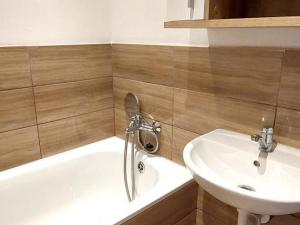 Pronájem bytu 2+1, Valašské Meziříčí - Krásno nad Bečvou, Křižná, 52 m2