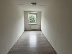Prodej bytu 3+1, Praha - Háje, Matúškova, 72 m2
