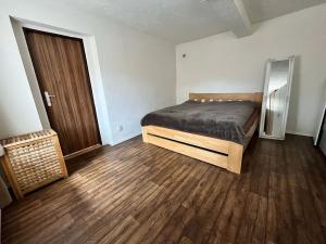 Prodej rodinného domu, Město Touškov, Květná, 60 m2