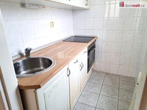 Pronájem bytu 1+kk, Ústí nad Labem - Ústí nad Labem-centrum, Velká Hradební, 39 m2