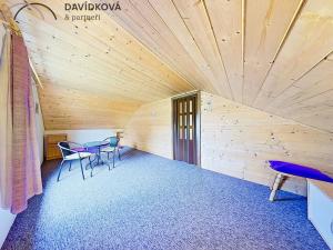 Prodej chaty, Chlumec nad Cidlinou - Chlumec nad Cidlinou IV, Spravedlnost, 92 m2