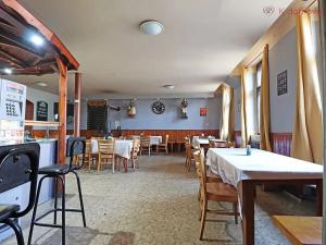 Prodej restaurace, Olomouc, Keplerova, 480 m2
