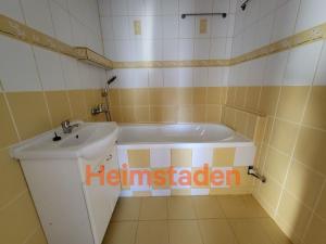 Pronájem bytu 3+1, Havířov - Šumbark, Ladova, 70 m2
