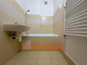 Pronájem bytu 2+1, Ostrava - Poruba, Budovatelská, 60 m2